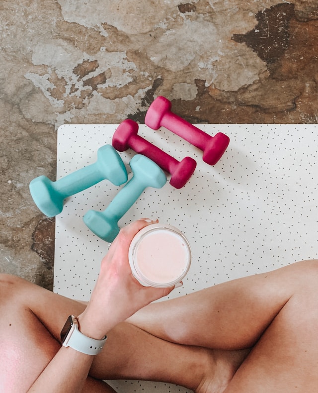 cycle syncing nutrition and workouts